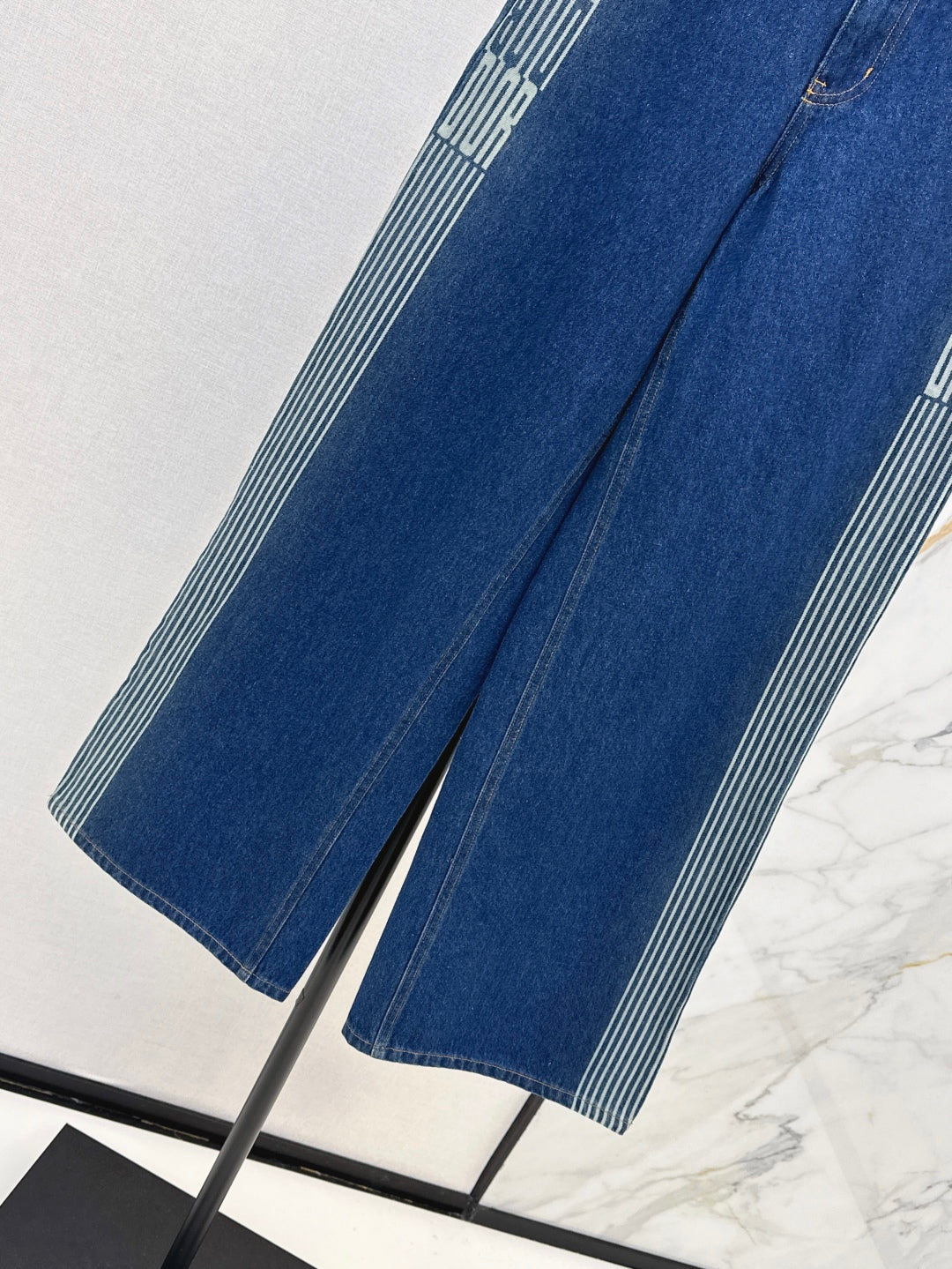 D*r 25ss jacquard side flared jeans