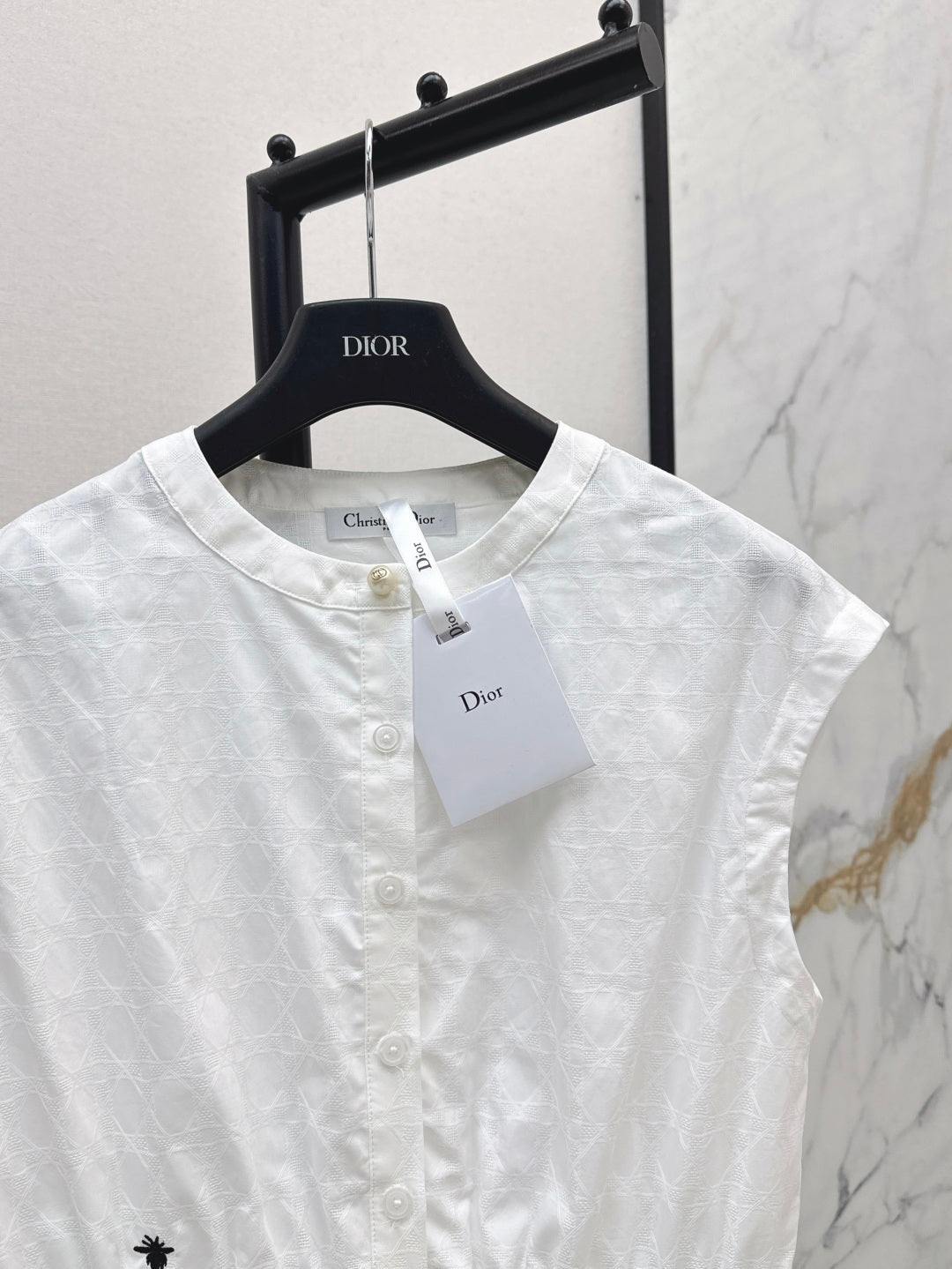 D*r 25ss Ruffled sleeveless shirt