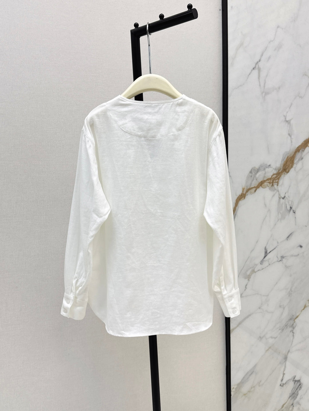 Brune*C 25ss embroidered linen blouse