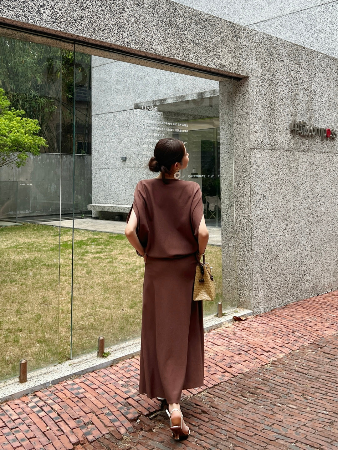 Brune*C 25ss Asymmetric linen suit