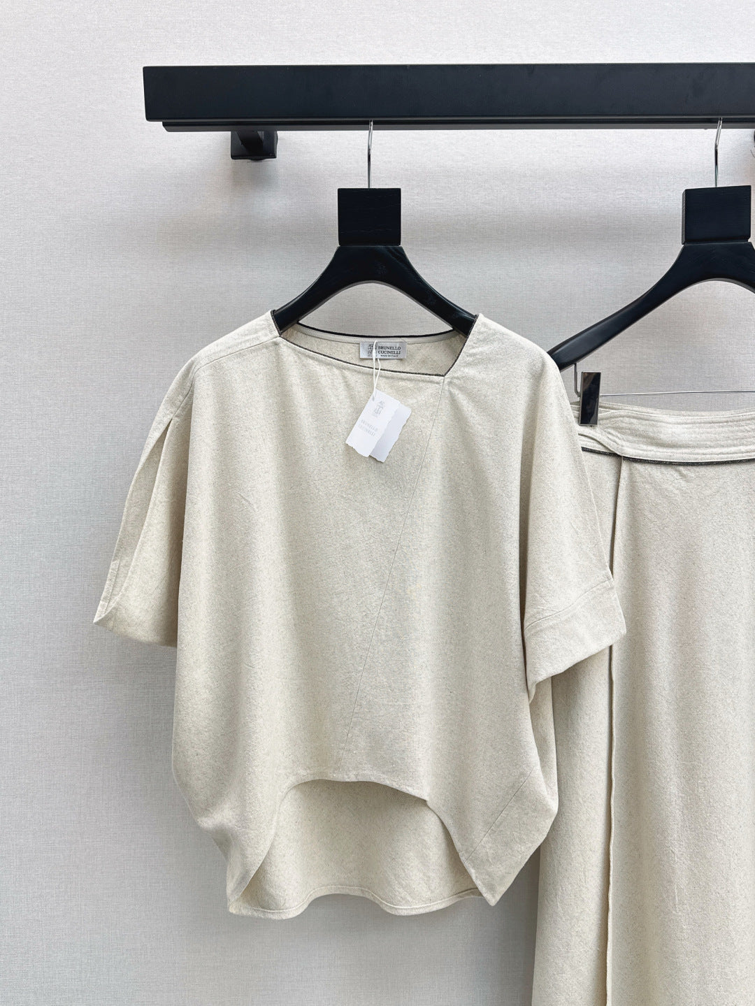 Brune*C 25ss Asymmetric linen suit