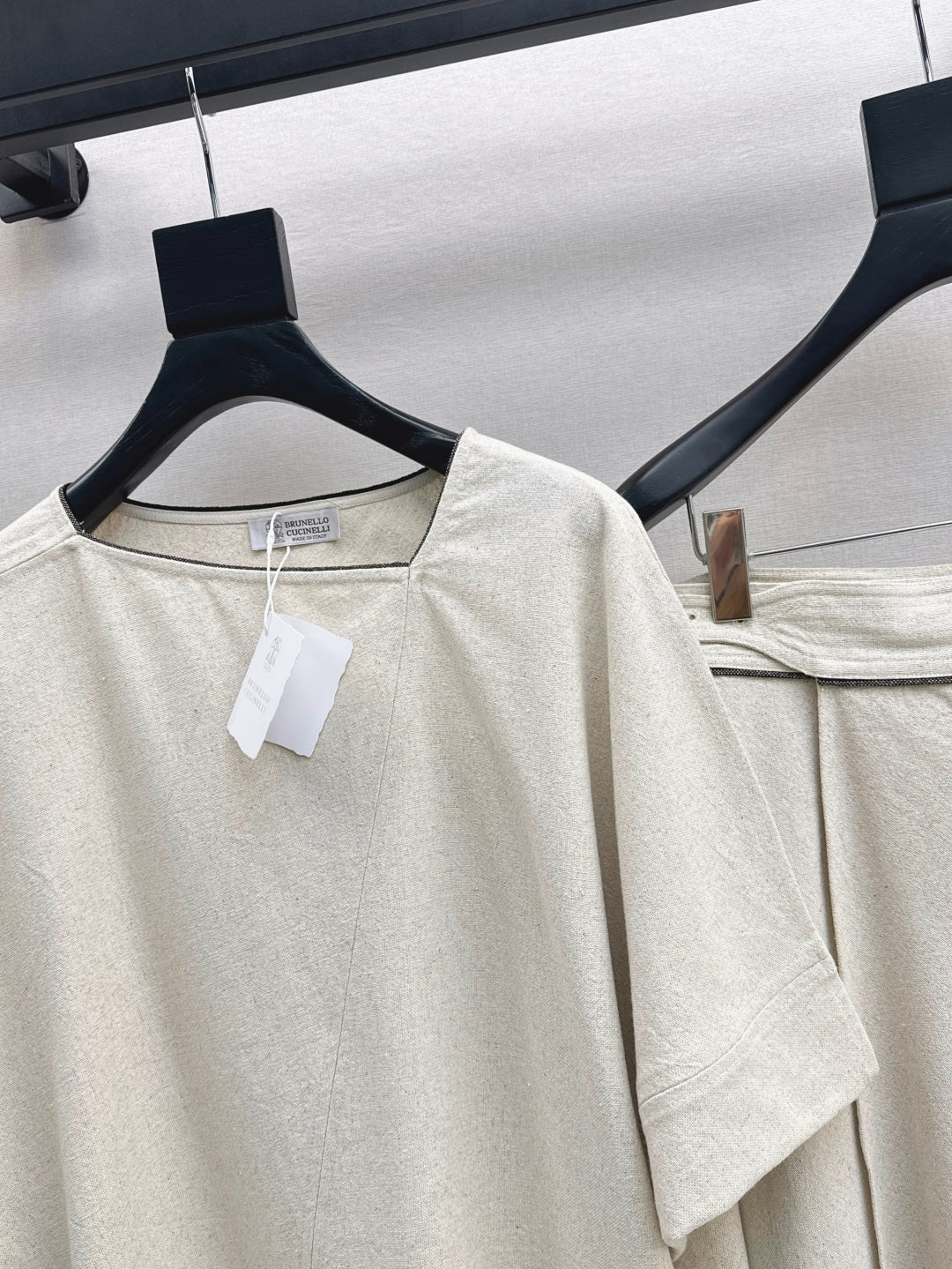 Brune*C 25ss Asymmetric linen suit