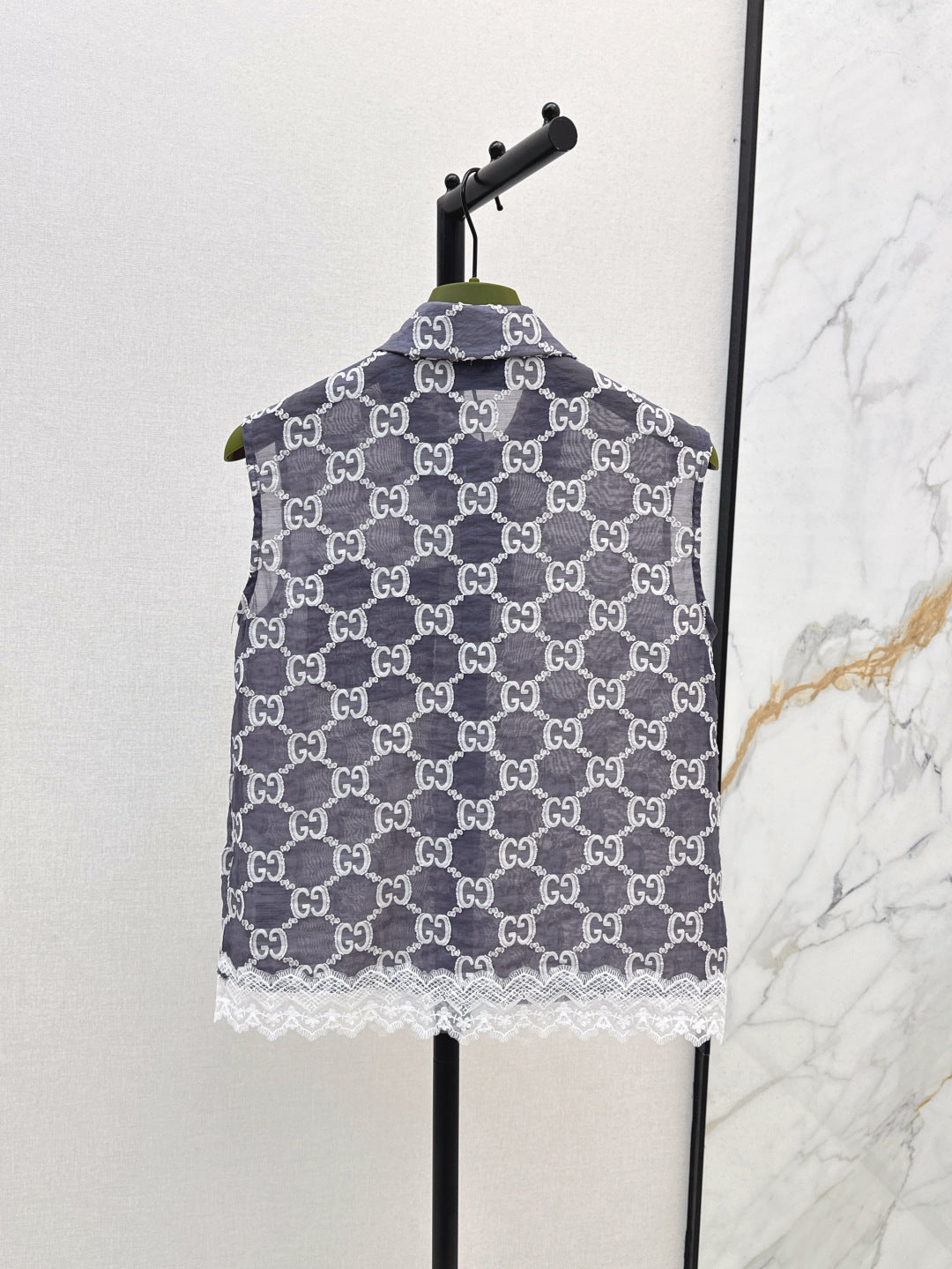 Gu* 25ss GG jacquard lace trim top