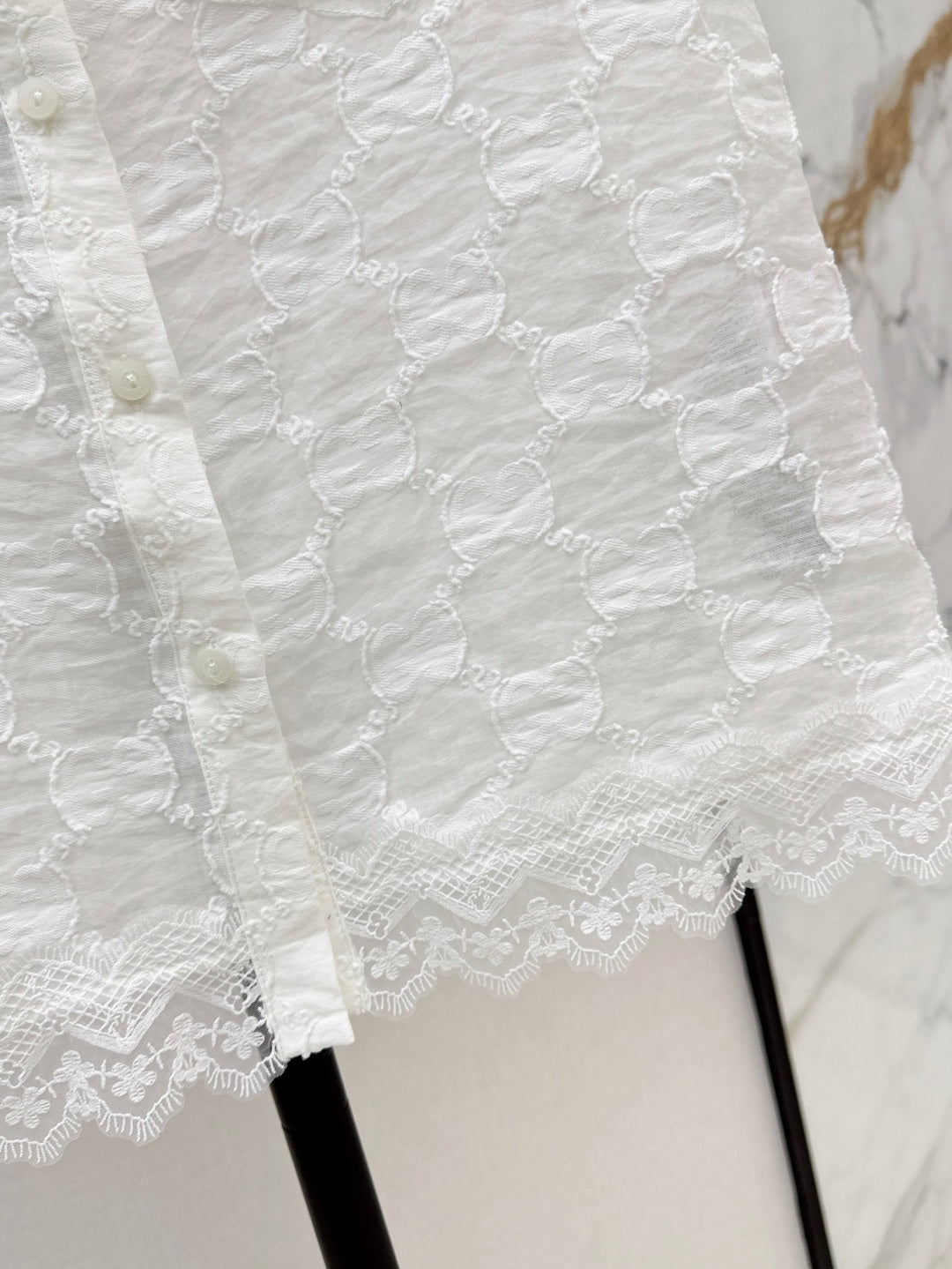 Gu* 25ss GG jacquard lace trim top