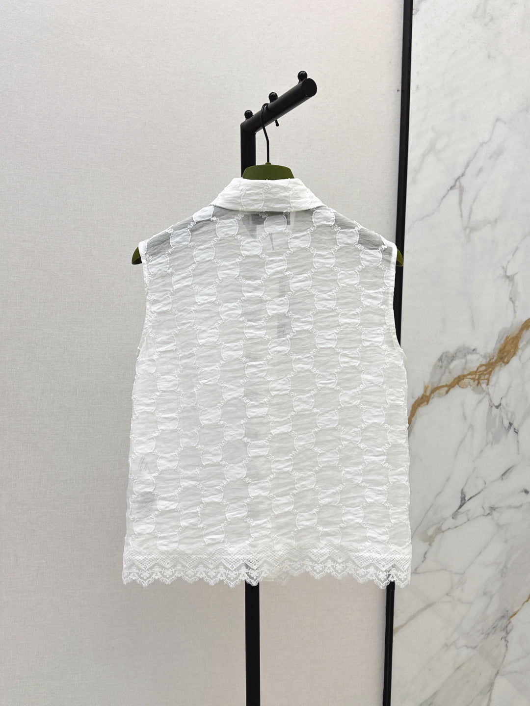 Gu* 25ss GG jacquard lace trim top