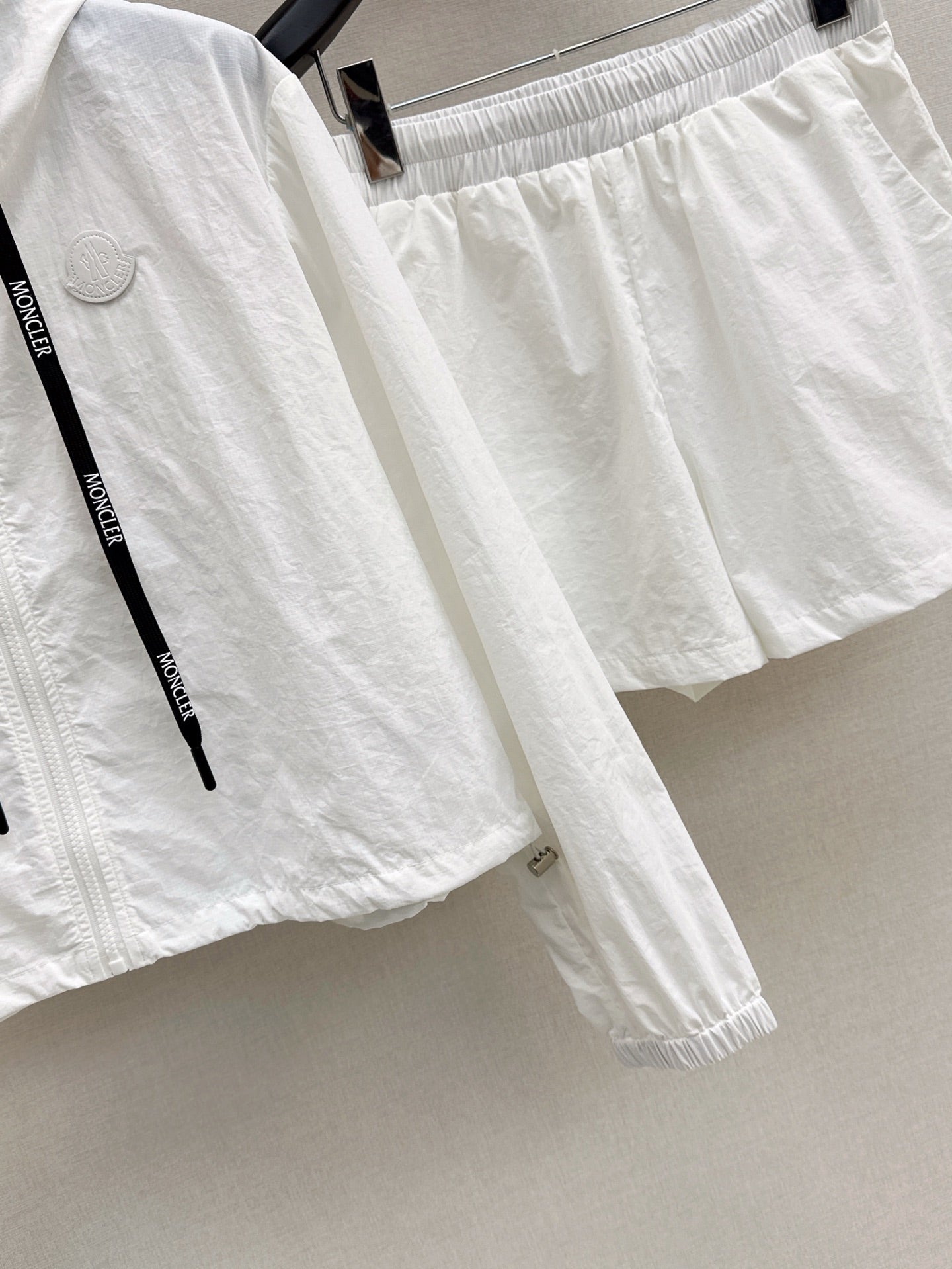 Monc* 25ss hooded jacket and shorts set