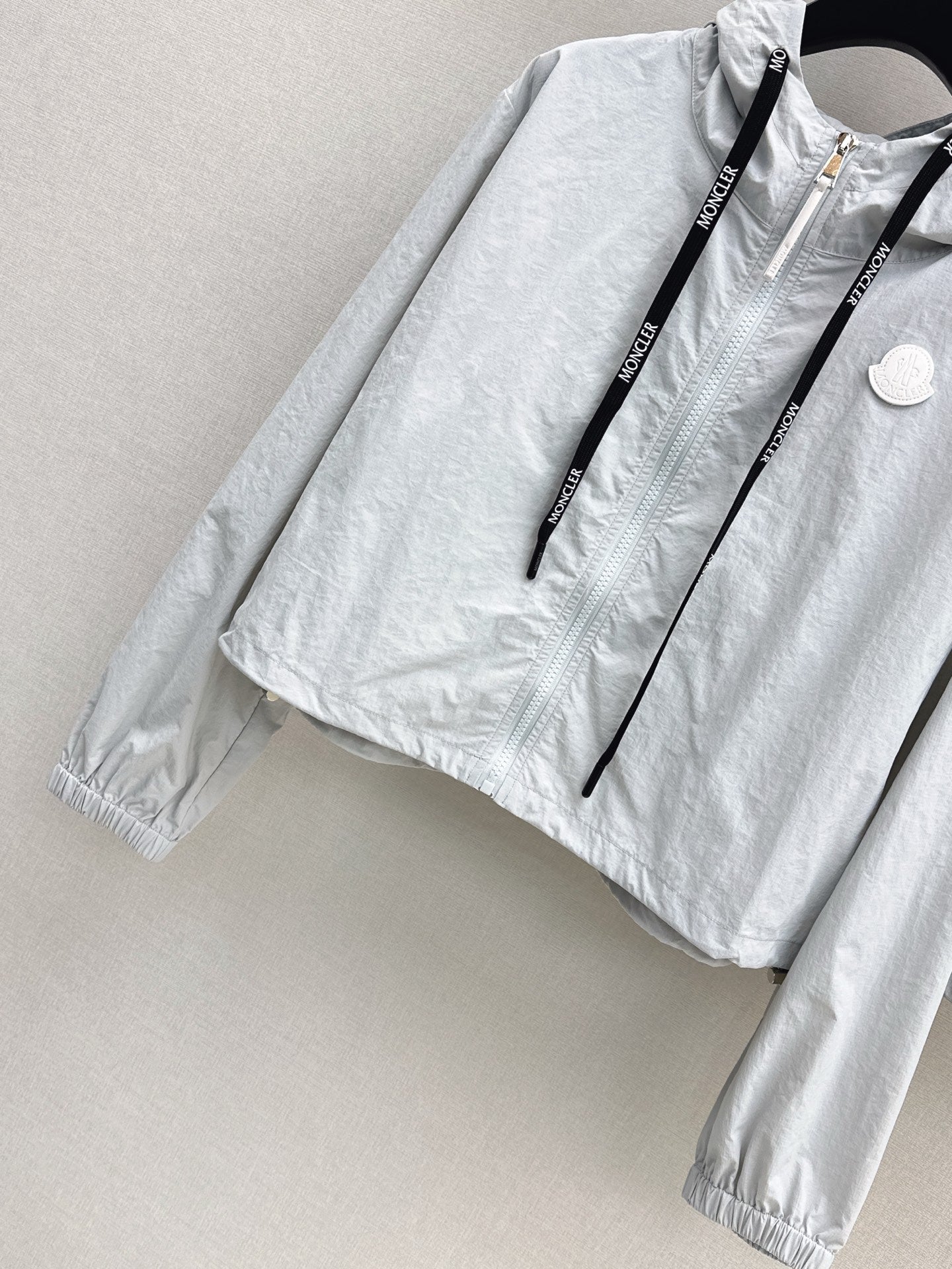 Monc* 25ss hooded jacket and shorts set