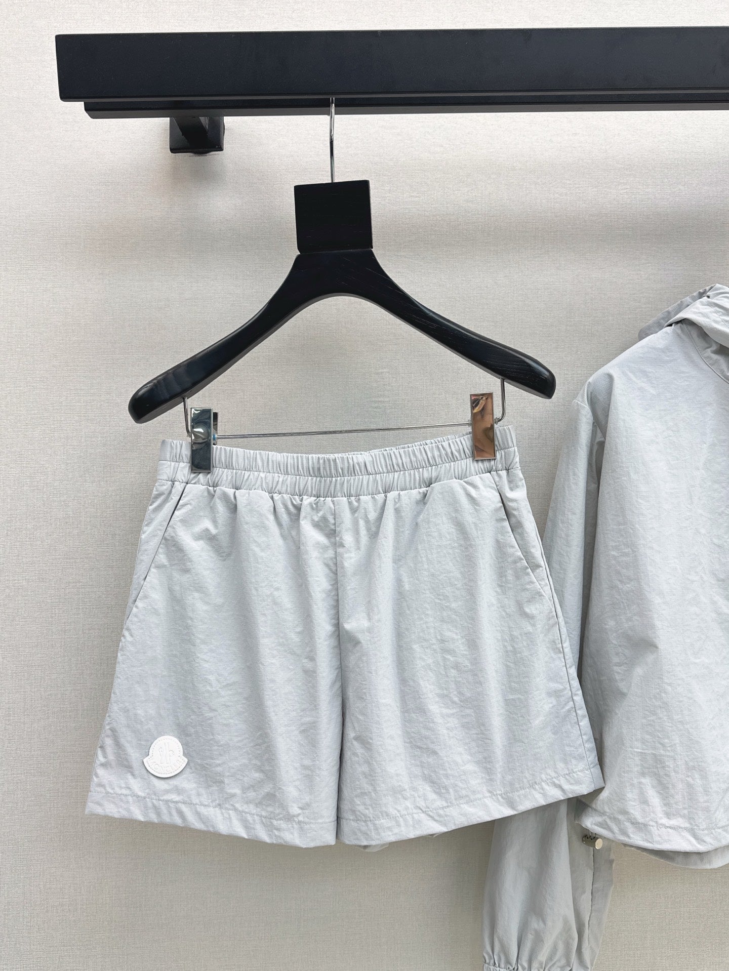 Monc* 25ss hooded jacket and shorts set