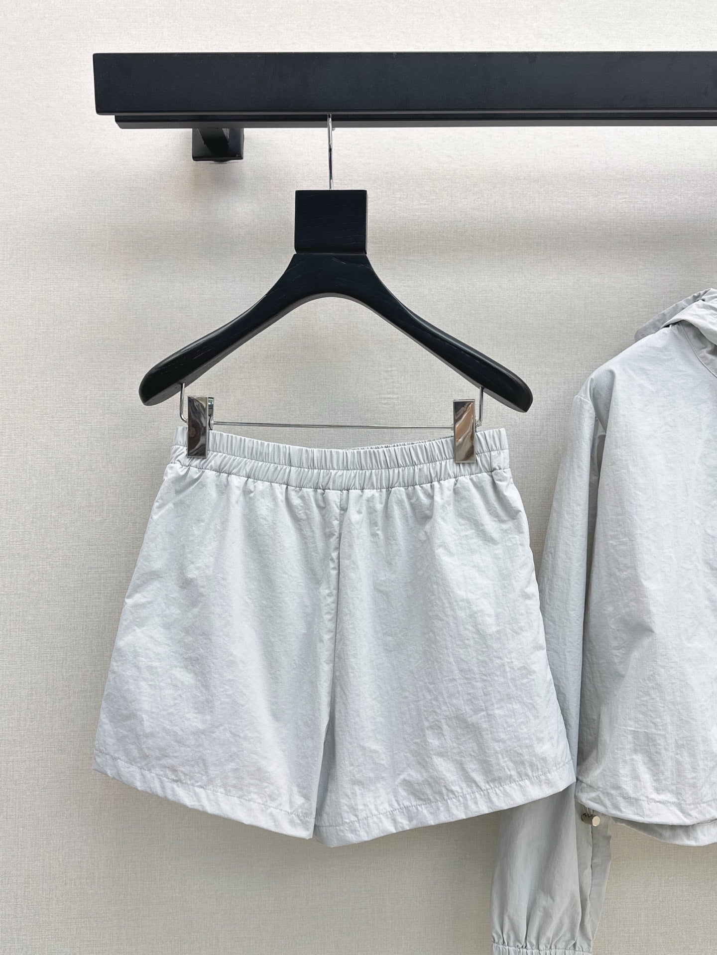 Monc* 25ss hooded jacket and shorts set