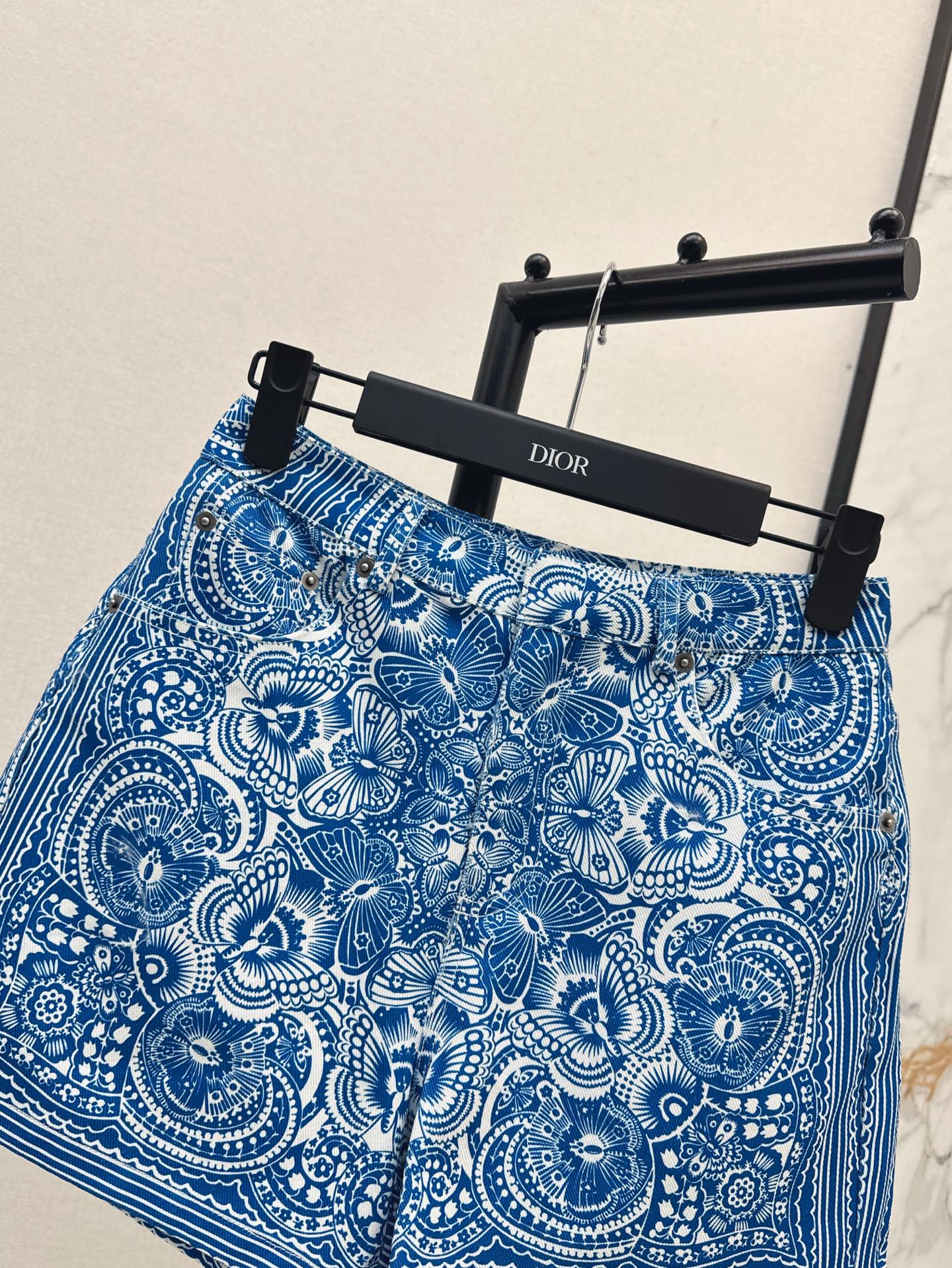 D*r 25ss Butterfly printed denim shorts