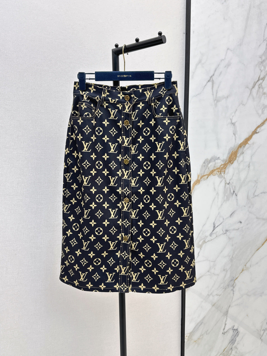 Loui* 25ss monogram printed straight skirt