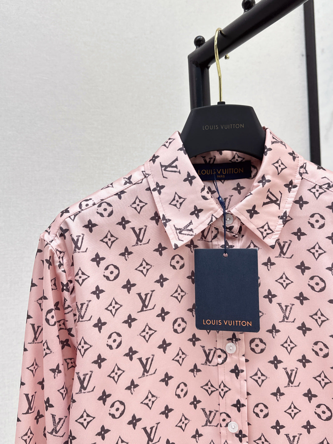 Loui* 25ss monogram technical silk shirt
