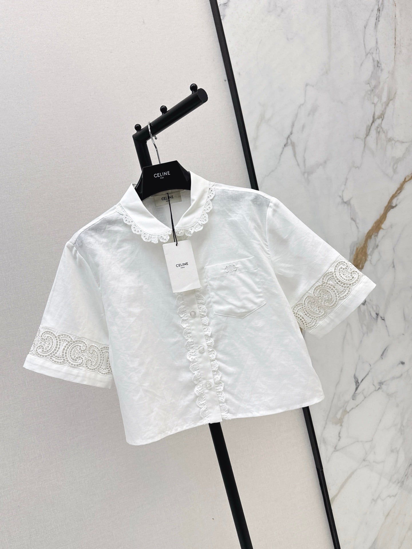 Cel* 25ss embroidered crop shirt