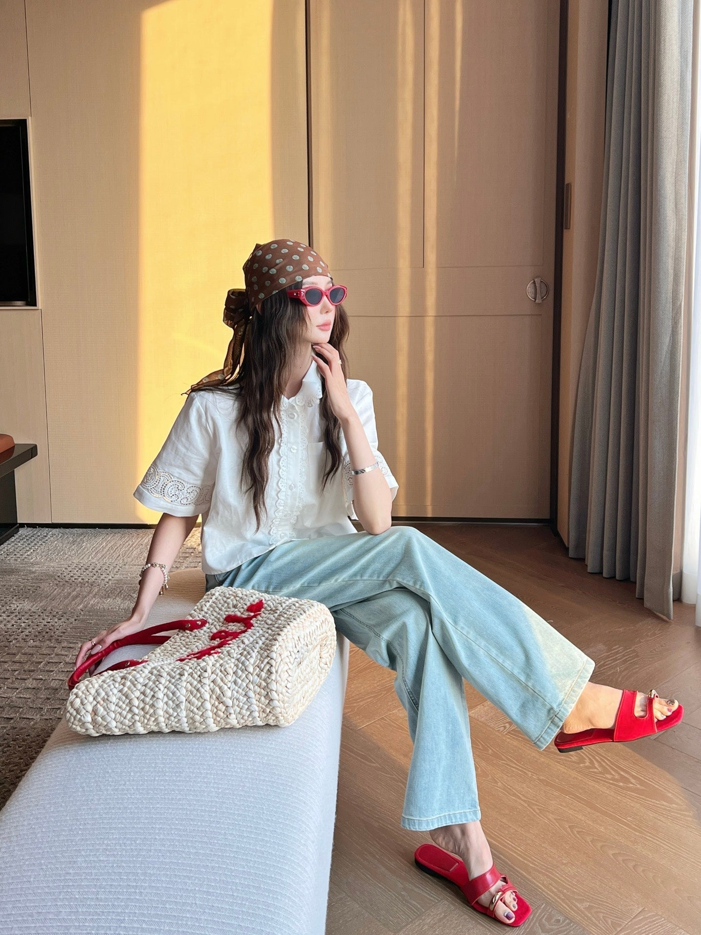 Cel* 25ss embroidered crop shirt