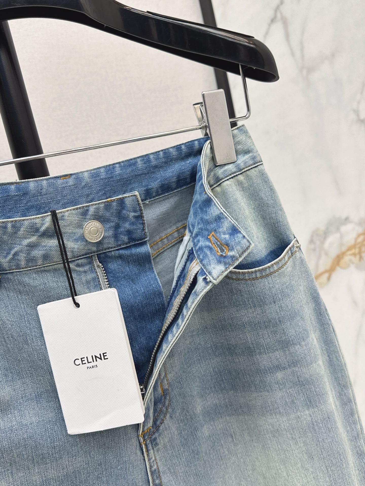 Cel* 25ss color-blocked jeans