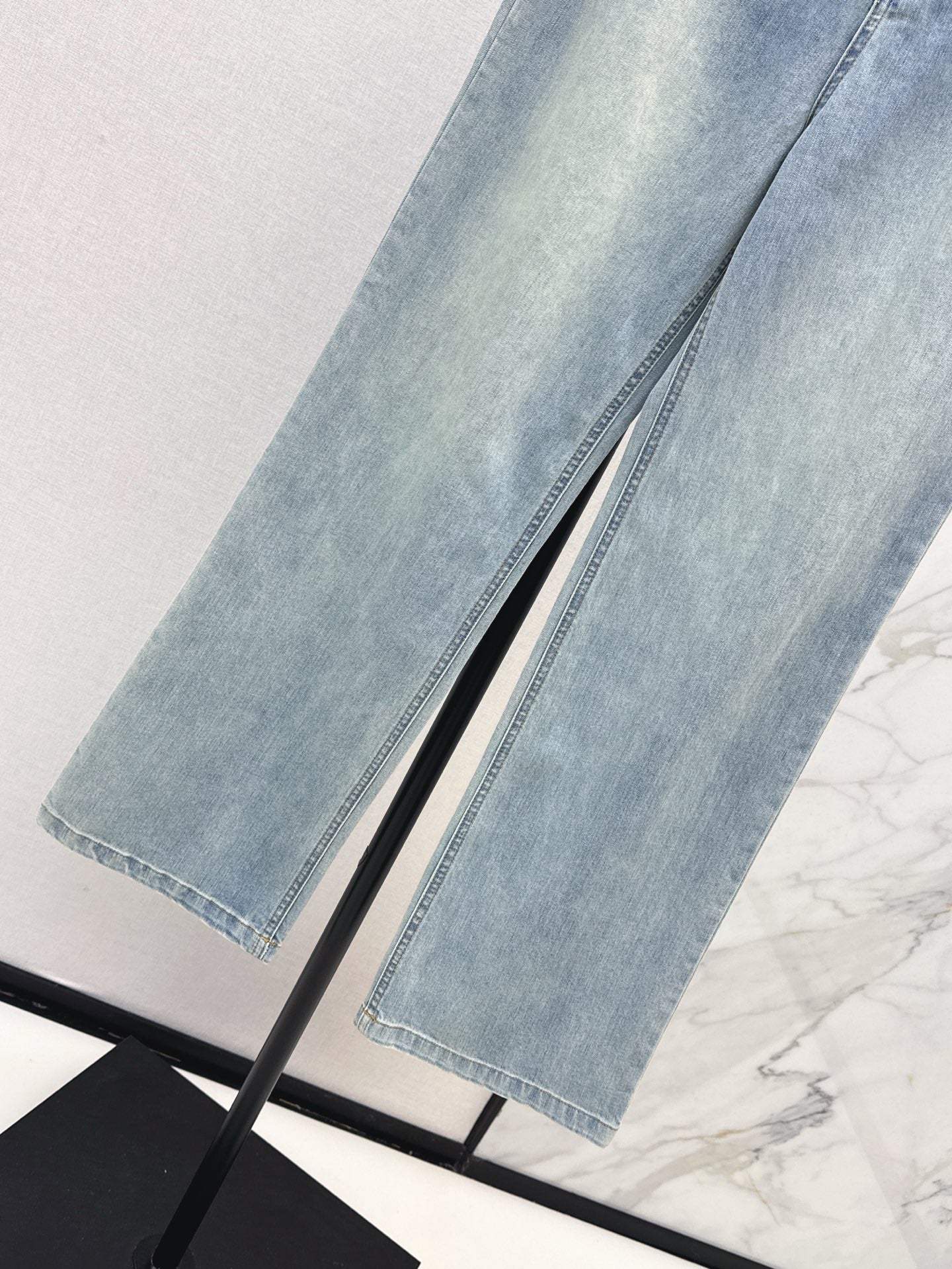 Cel* 25ss color-blocked jeans