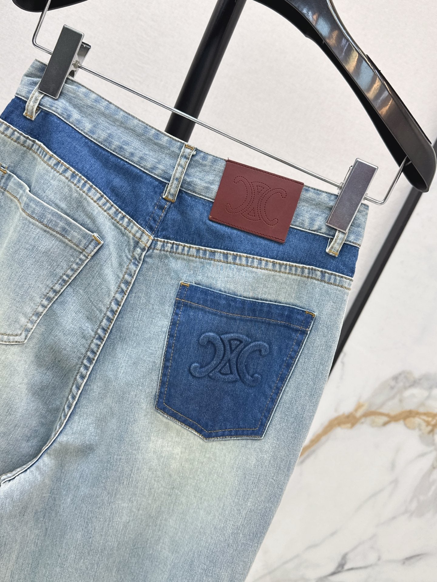 Cel* 25ss color-blocked jeans