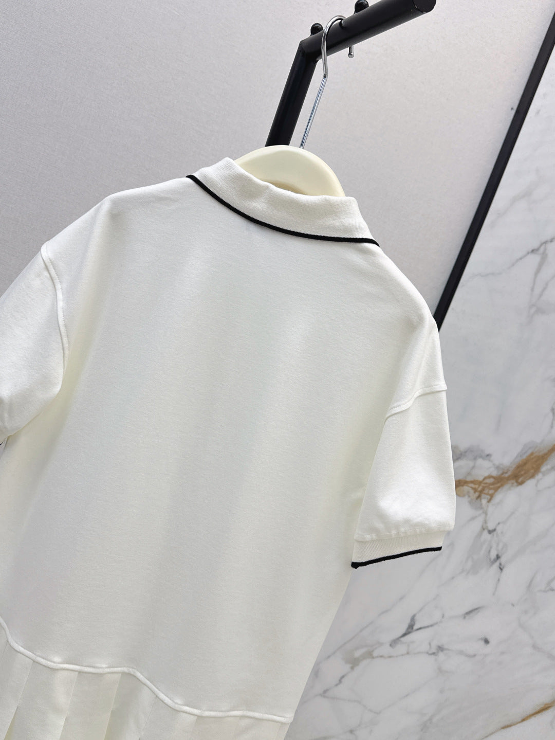 Brune*C 25ss embroidered polo dress