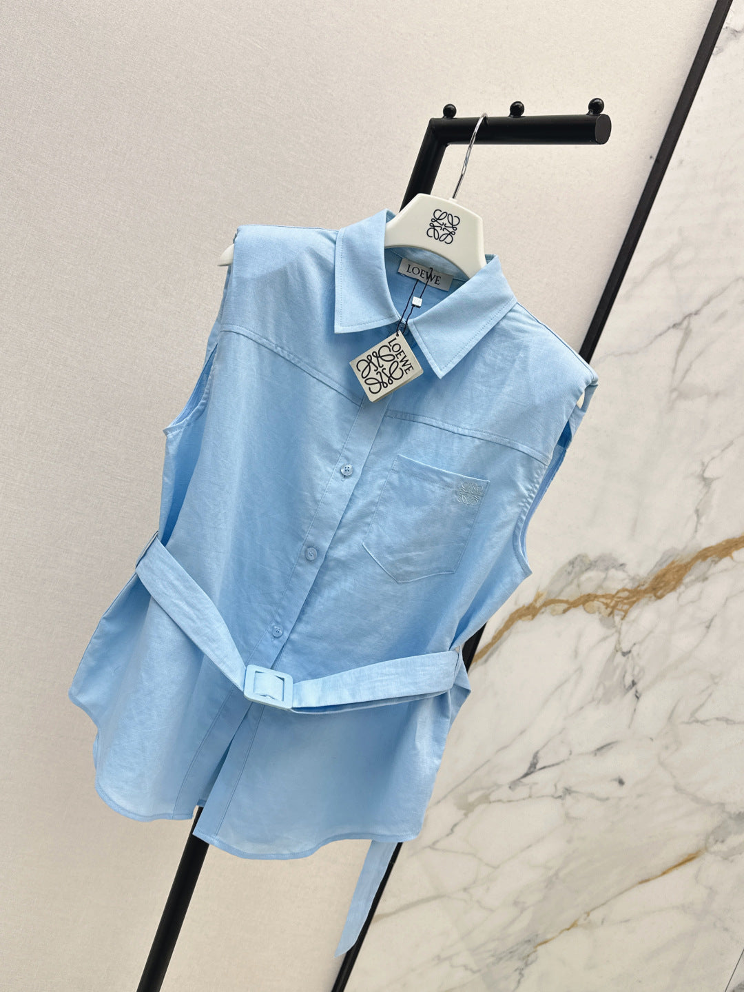 Loe* 25ss linen belted sleeveless blouse