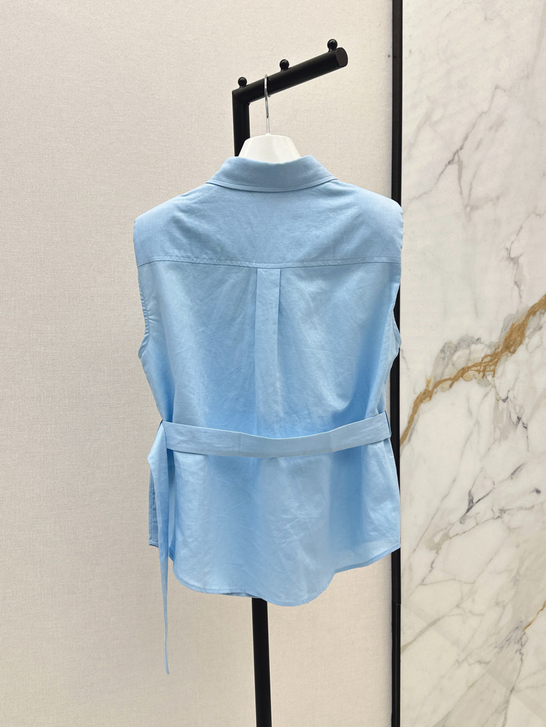 Loe* 25ss linen belted sleeveless blouse