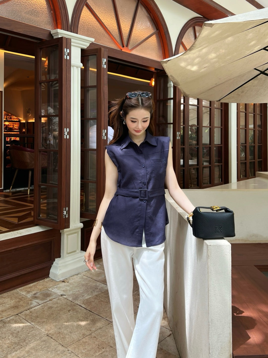 Loe* 25ss linen belted sleeveless blouse