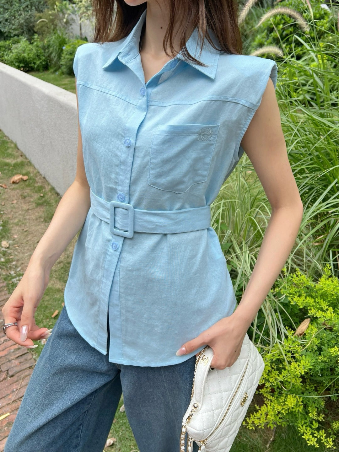 Loe* 25ss linen belted sleeveless blouse