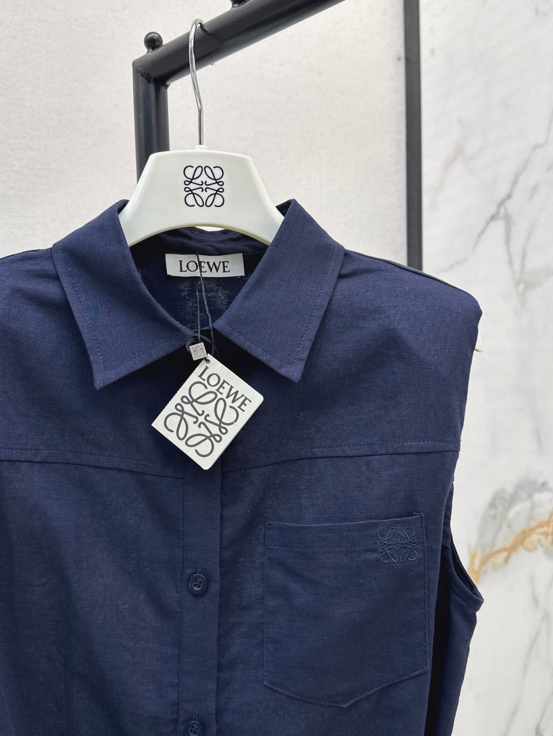 Loe* 25ss linen belted sleeveless blouse