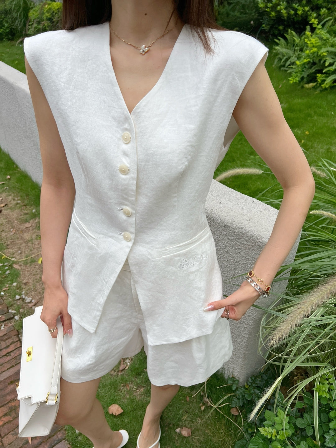Lor*P 25ss embroidered linen vest