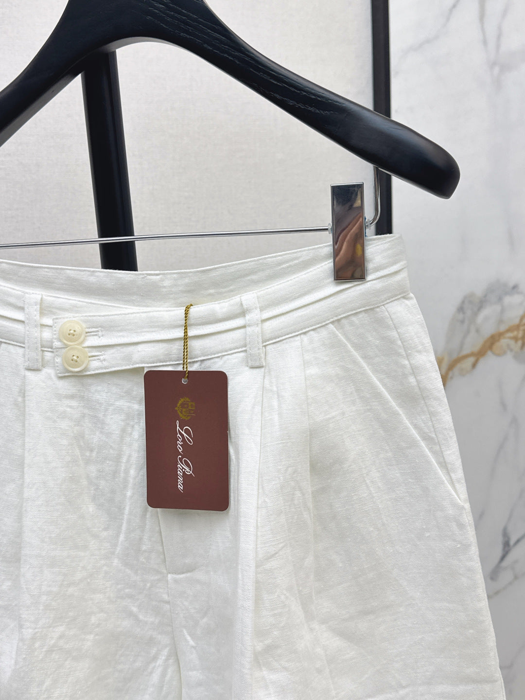 Lor*P 25ss embroidered linen shorts