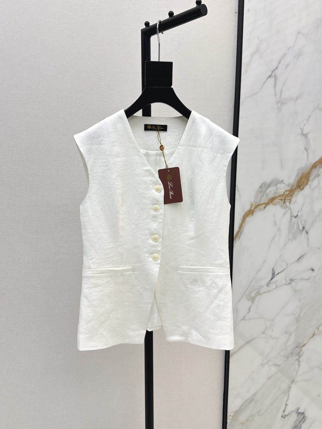 Lor*P 25ss embroidered linen shorts