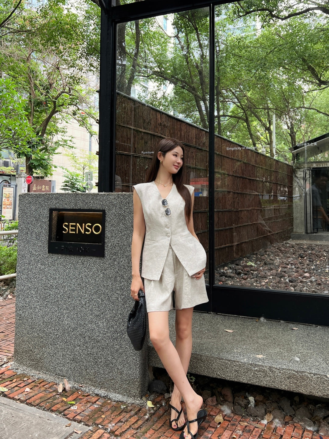 Lor*P 25ss embroidered linen shorts