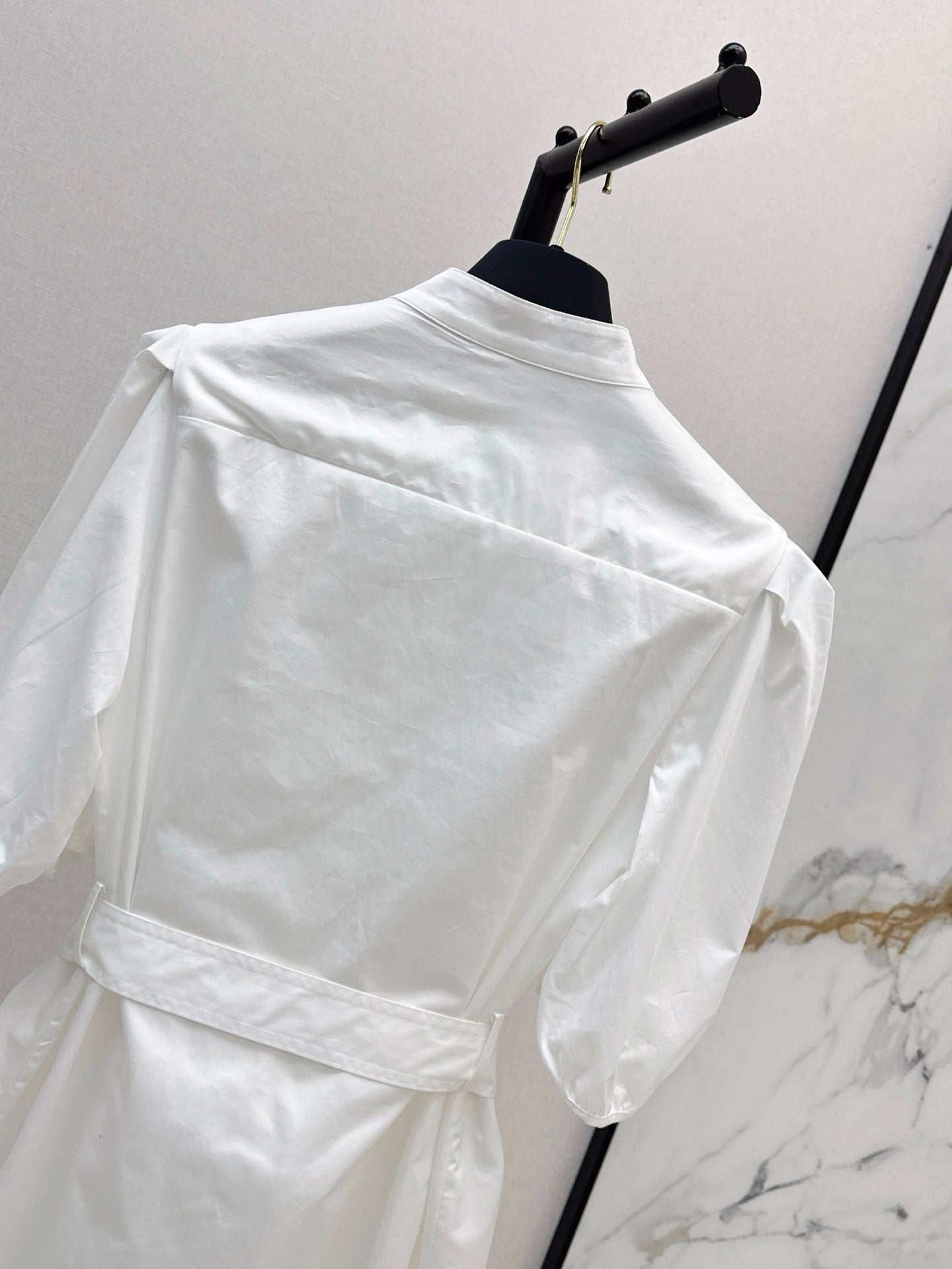 Loui* 25ss puff-sleeve shirt dress