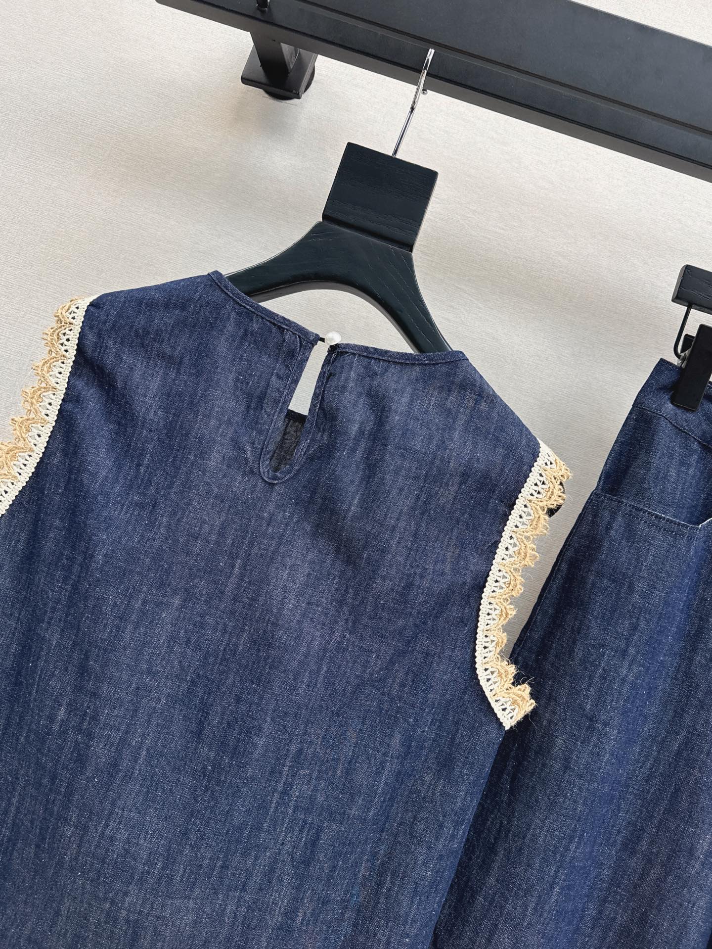 Lor*P 25ss denim set with embroidered trim