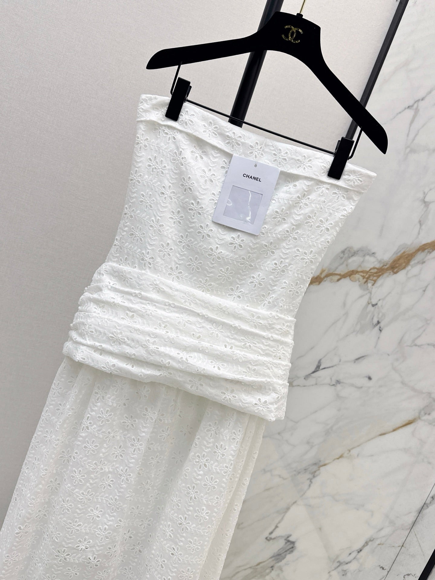 C*nel 25ss embroidered tube top dress