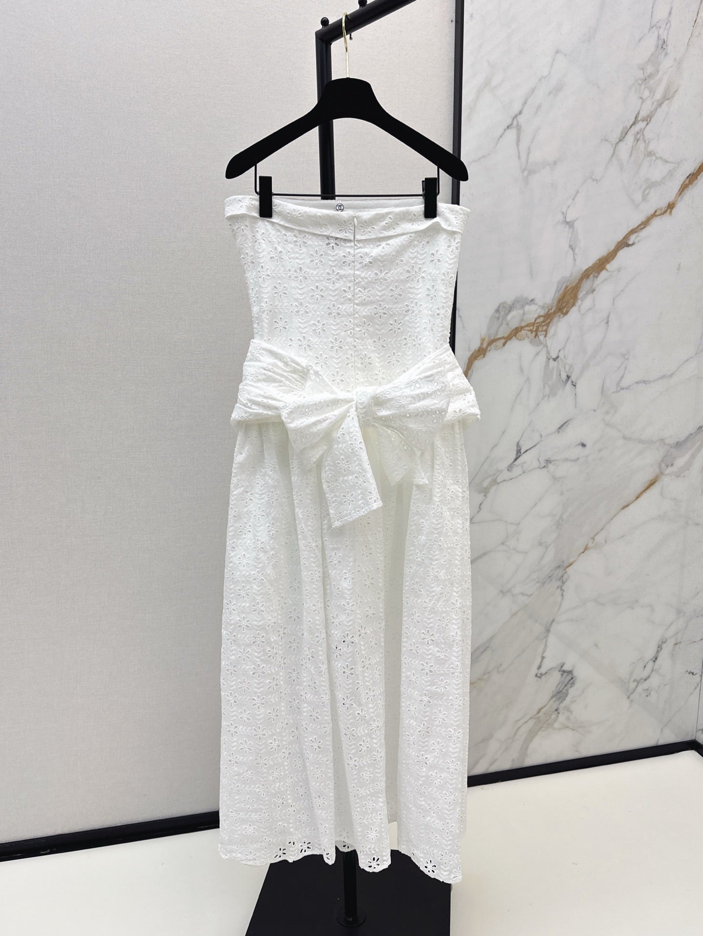 C*nel 25ss embroidered tube top dress