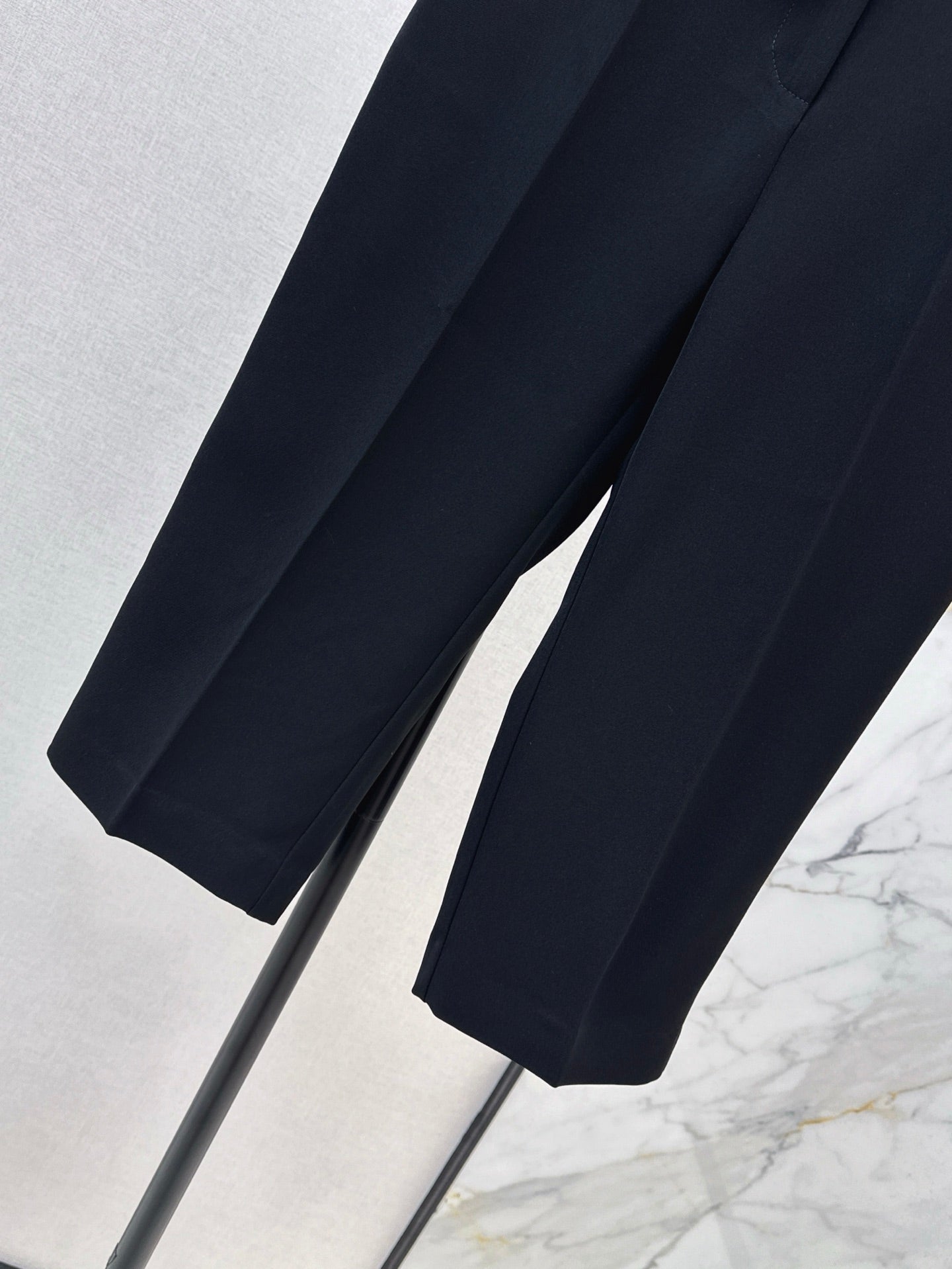 Loui* new cropped tailored pants