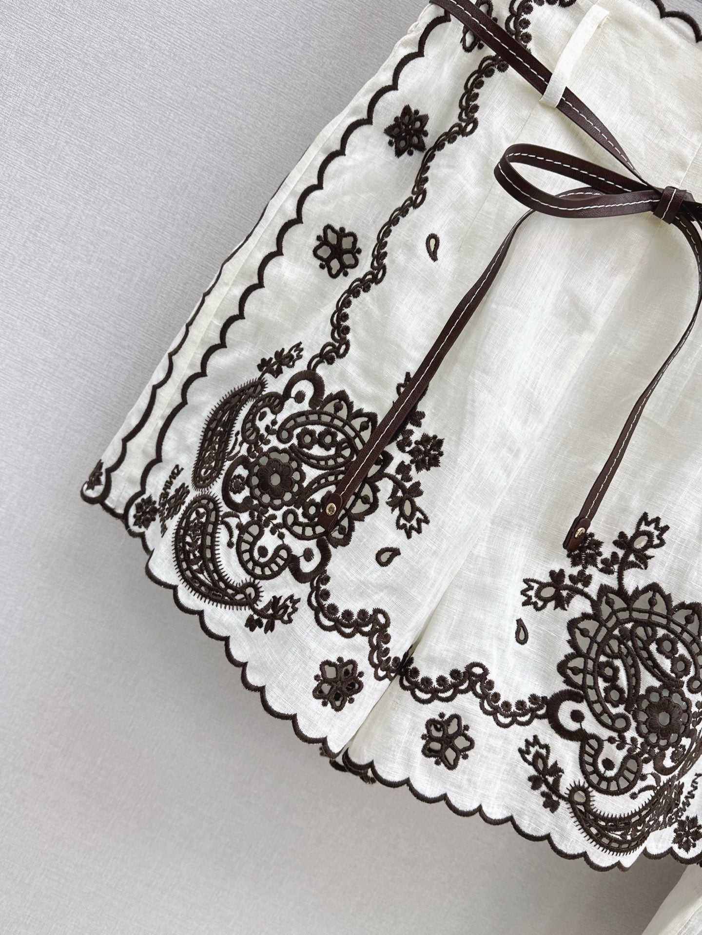 Zim* 25ss floral embroidered shirt and shorts set