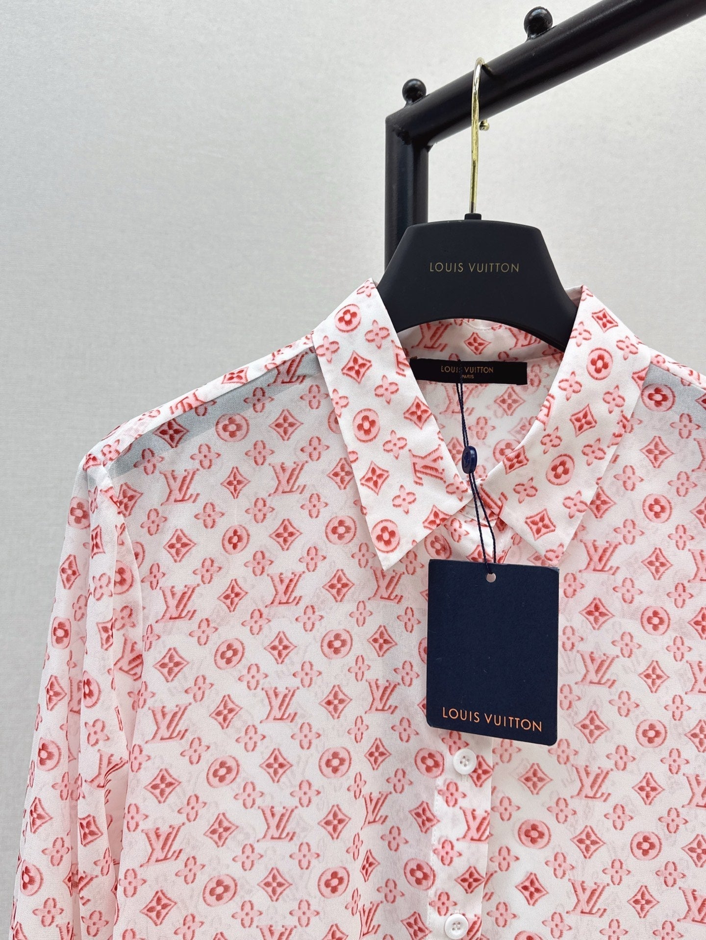 Loui* 25ss monogram printed shirt