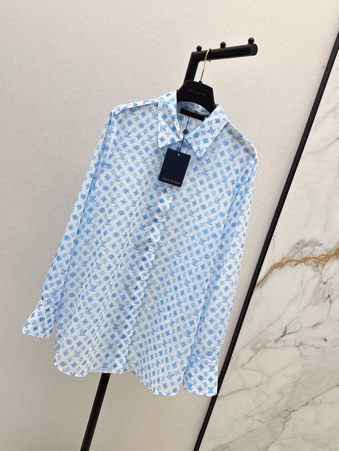Loui* 25ss monogram printed shirt