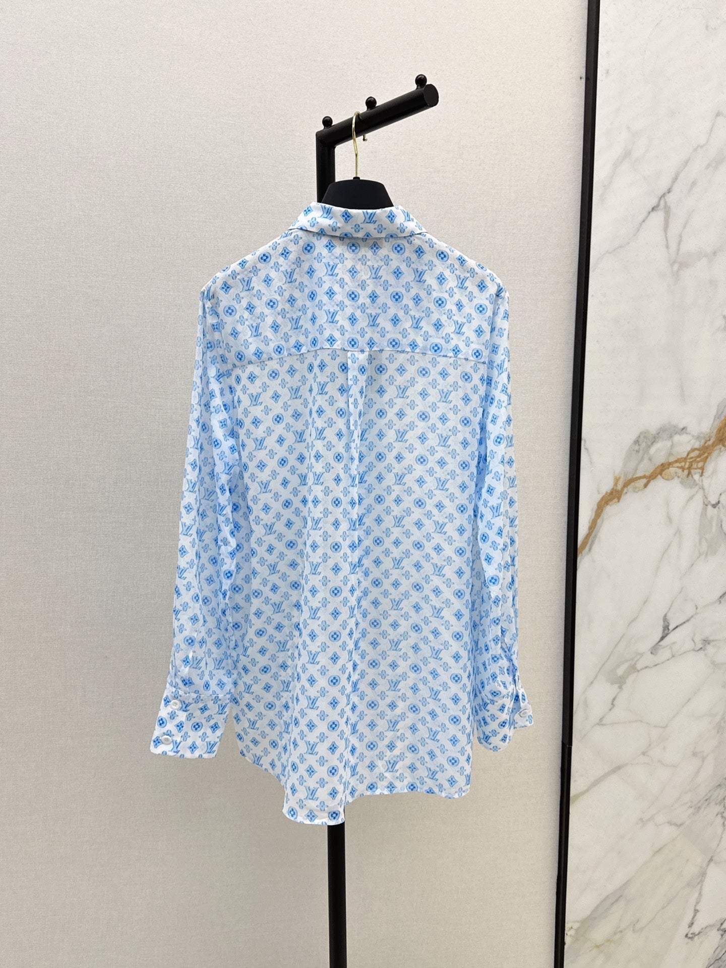 Loui* 25ss monogram printed shirt