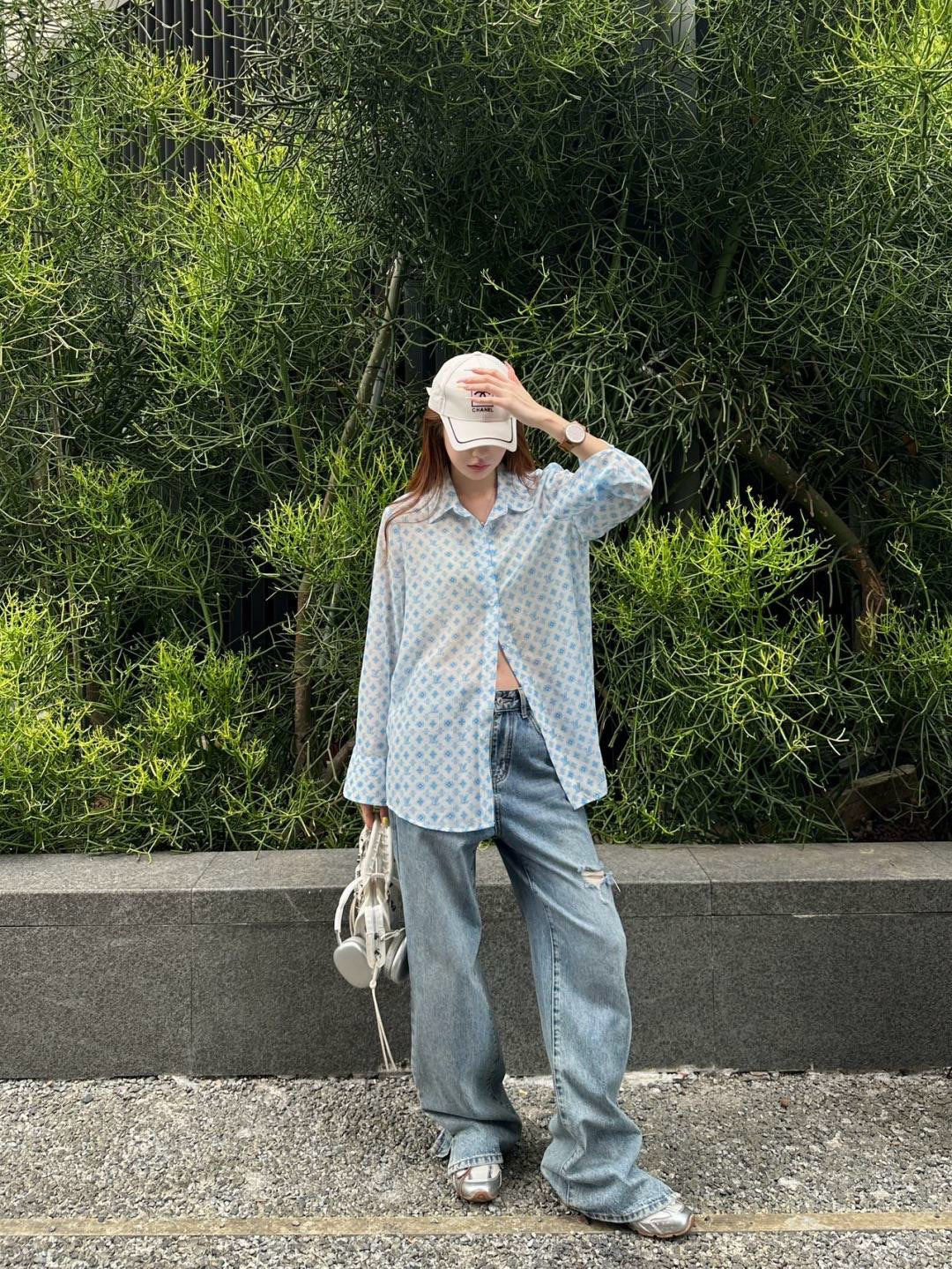 Loui* 25ss monogram printed shirt