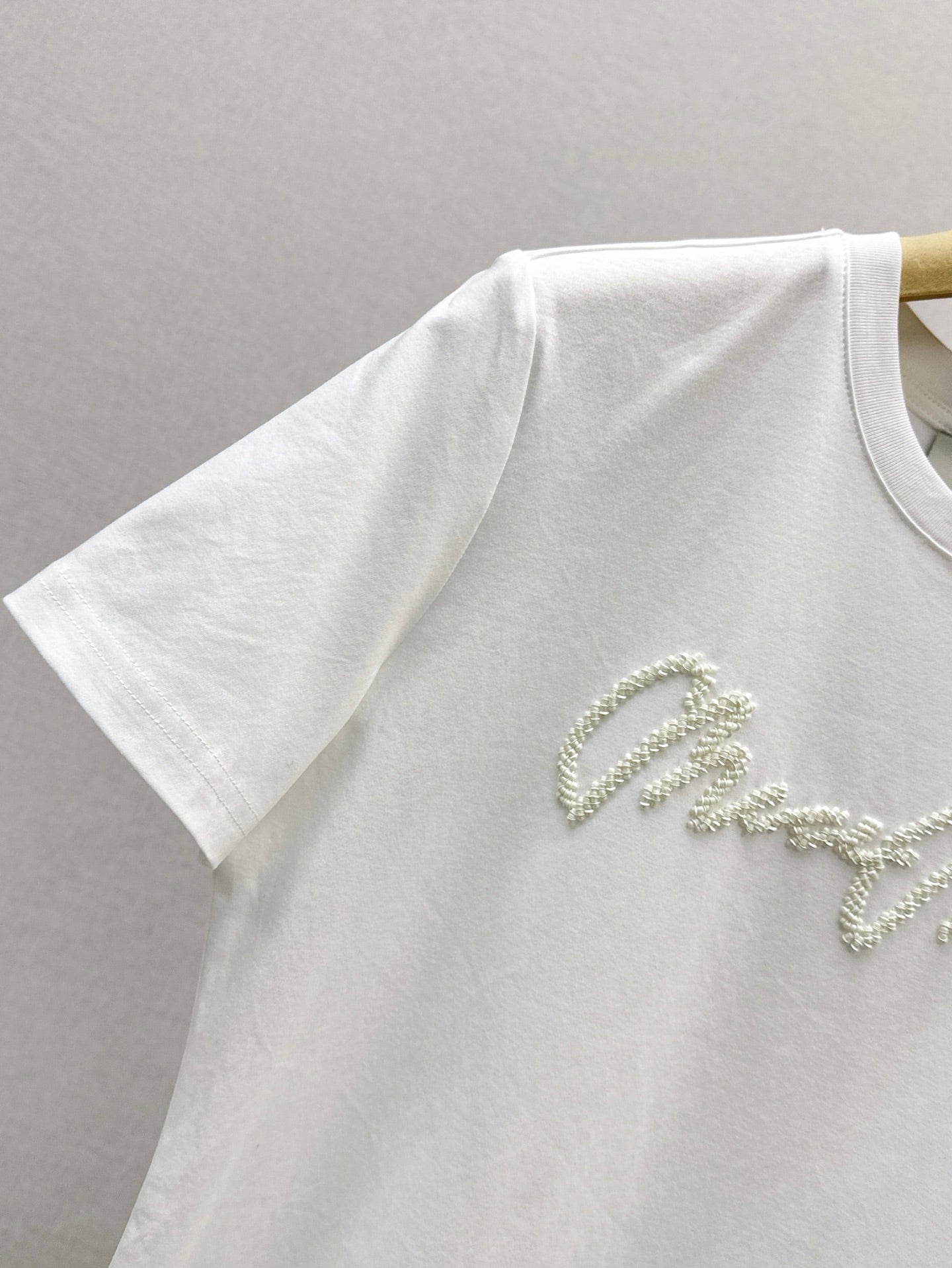 M*u 25ss beaded cotton t-shirt