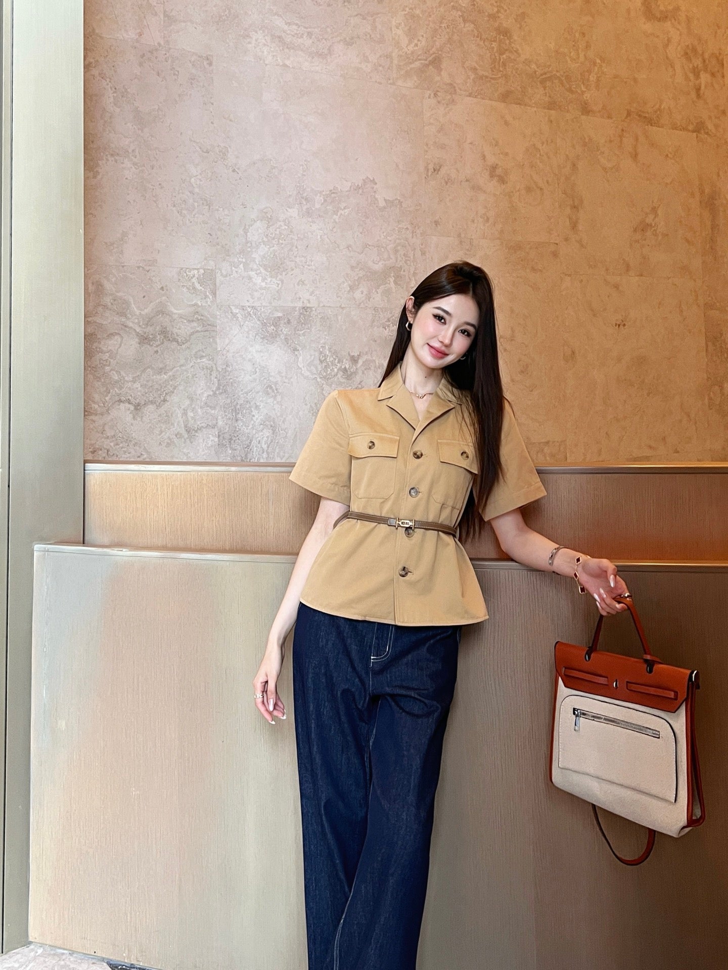 Herm* 25ss short-sleeve belted top