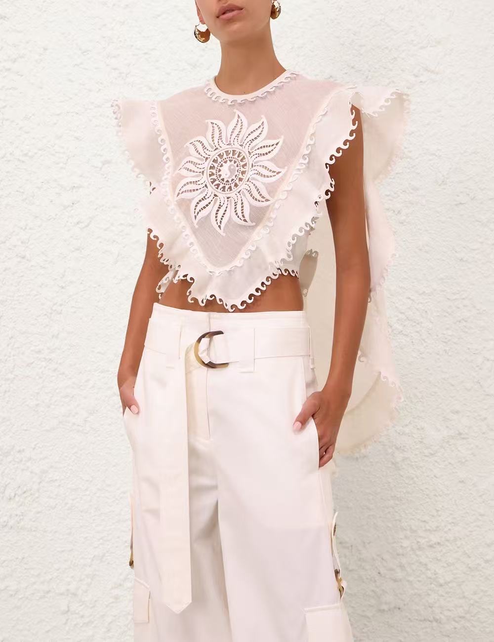 Zim* 25ss embroidered waterfall top