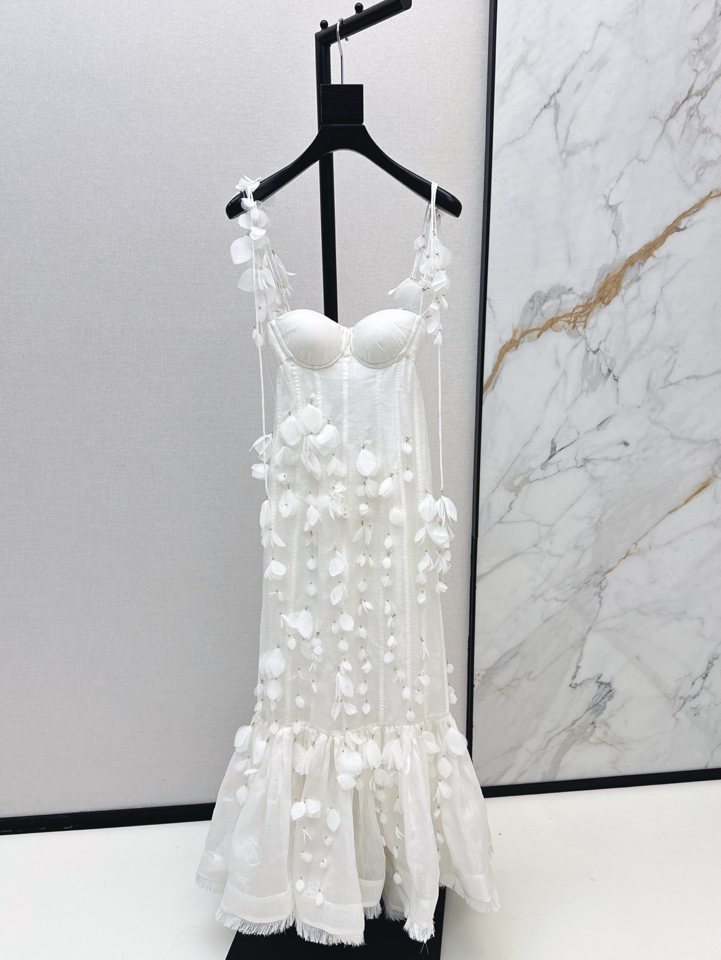 Zim* 25ss petal cami dress