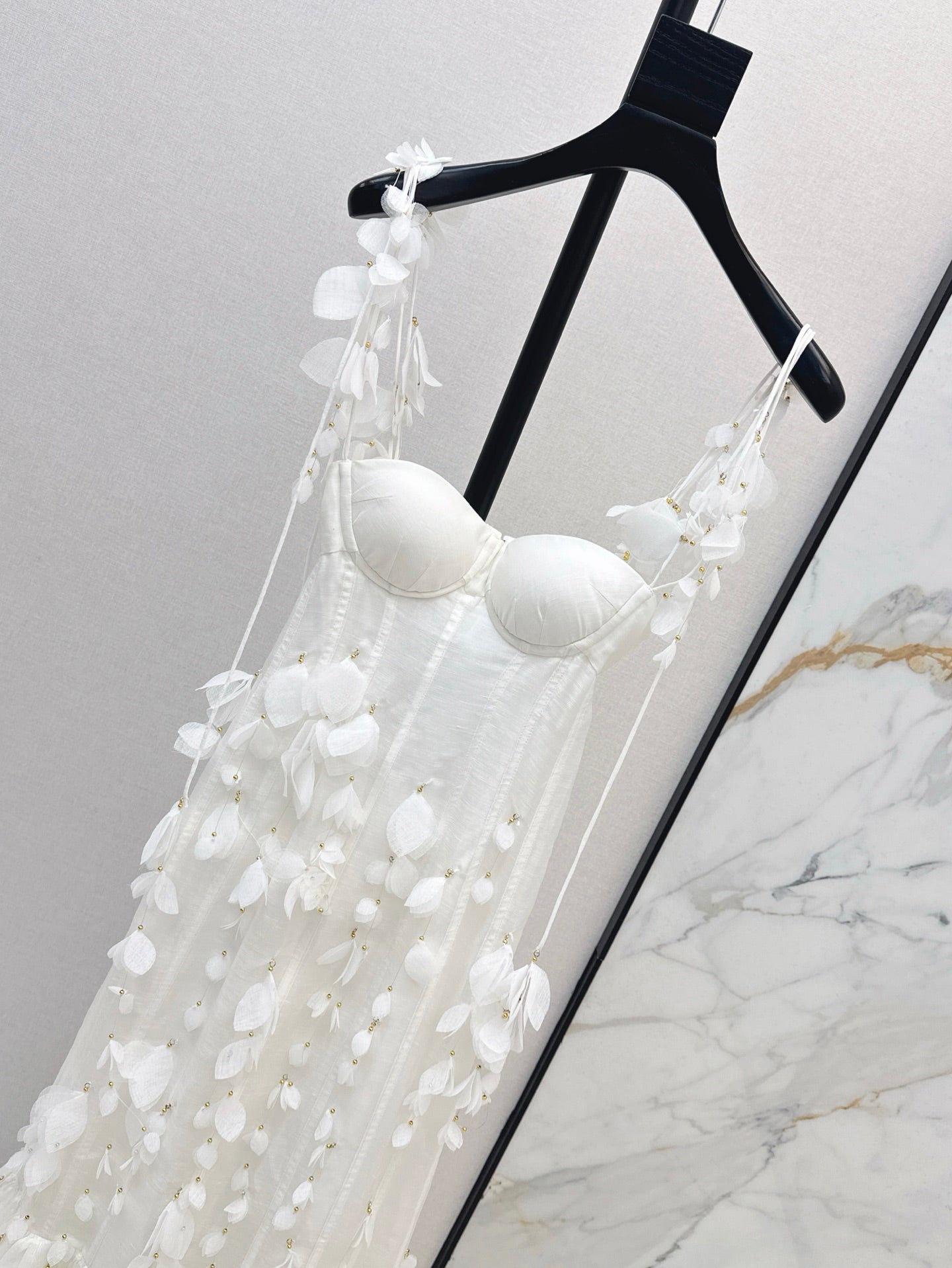 Zim* 25ss petal cami dress