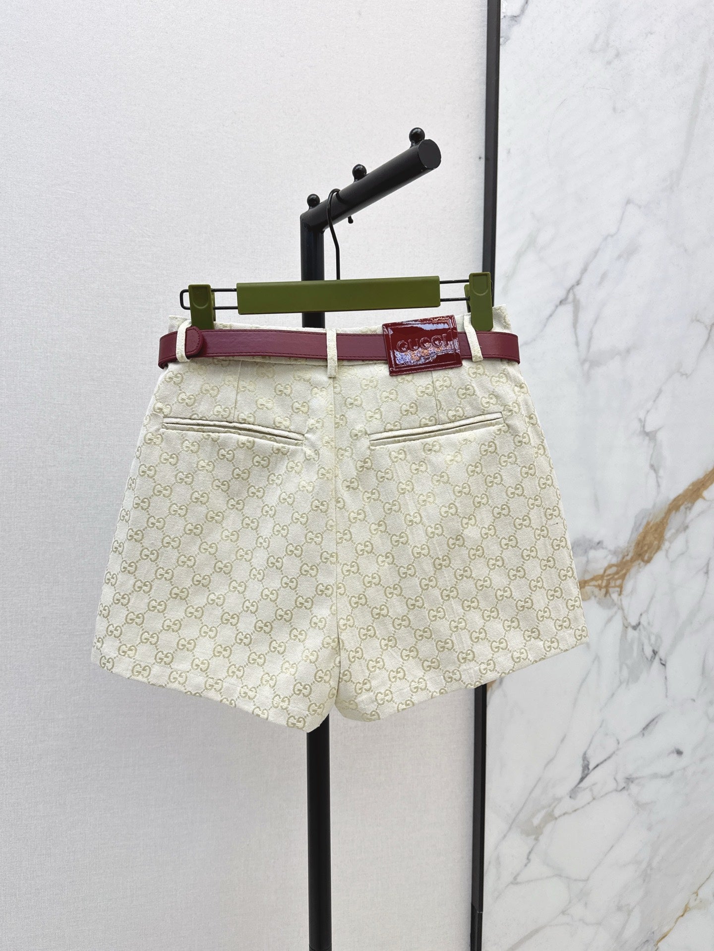 Gu* 25ss GG jacquard shorts with belt