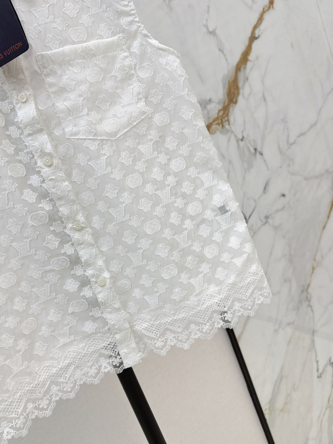 Loui* 25ss jacquard sleeveless shirt