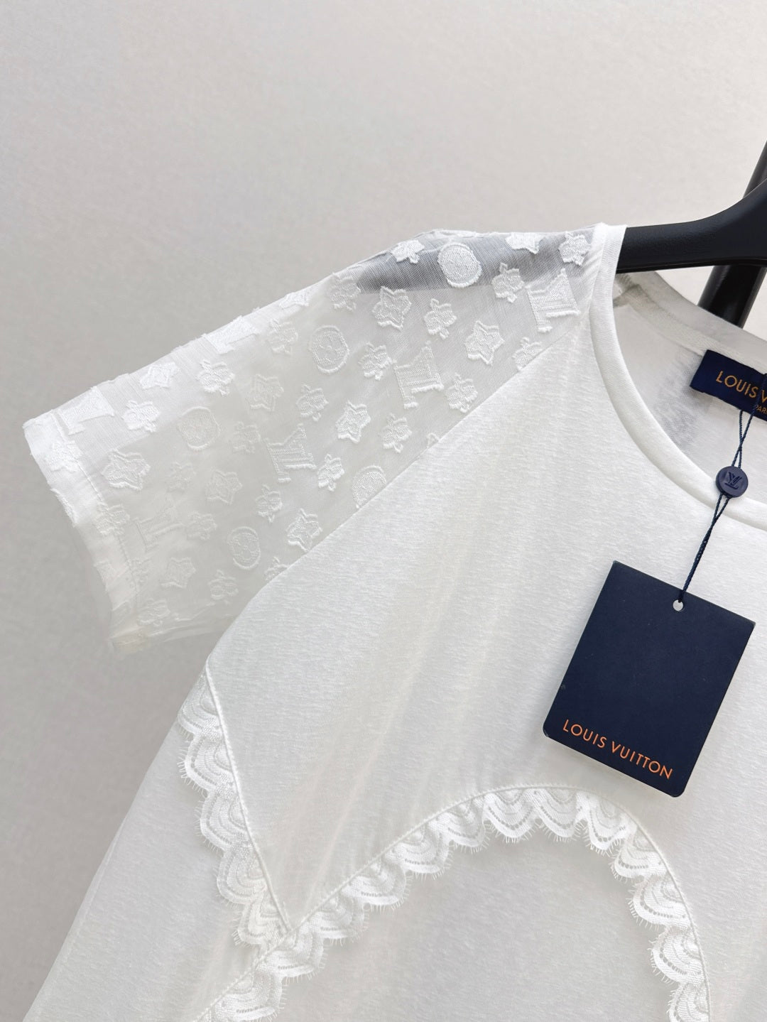 Loui* 25ss Asymmetric monogram jacquard dress