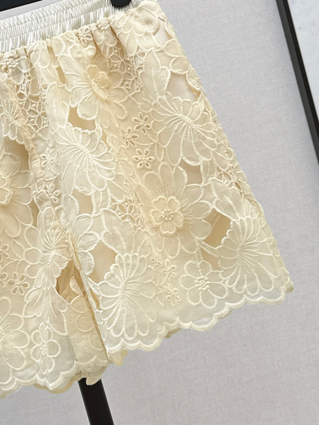 D*r 25ss embroidered shorts